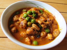 Mattar Makhana Malai